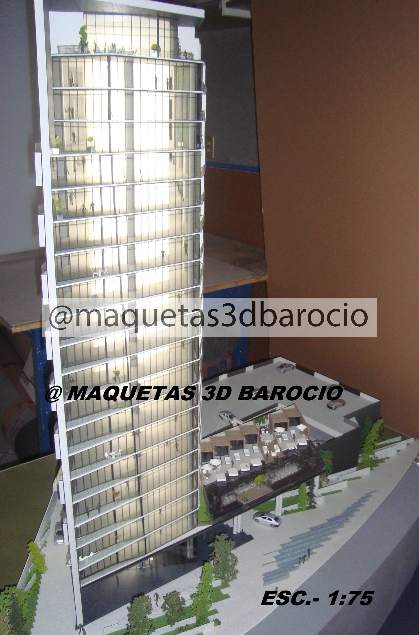 MAQUETA CON ILUMINACION (10) MAQUETA CON ILUMINACION (10)